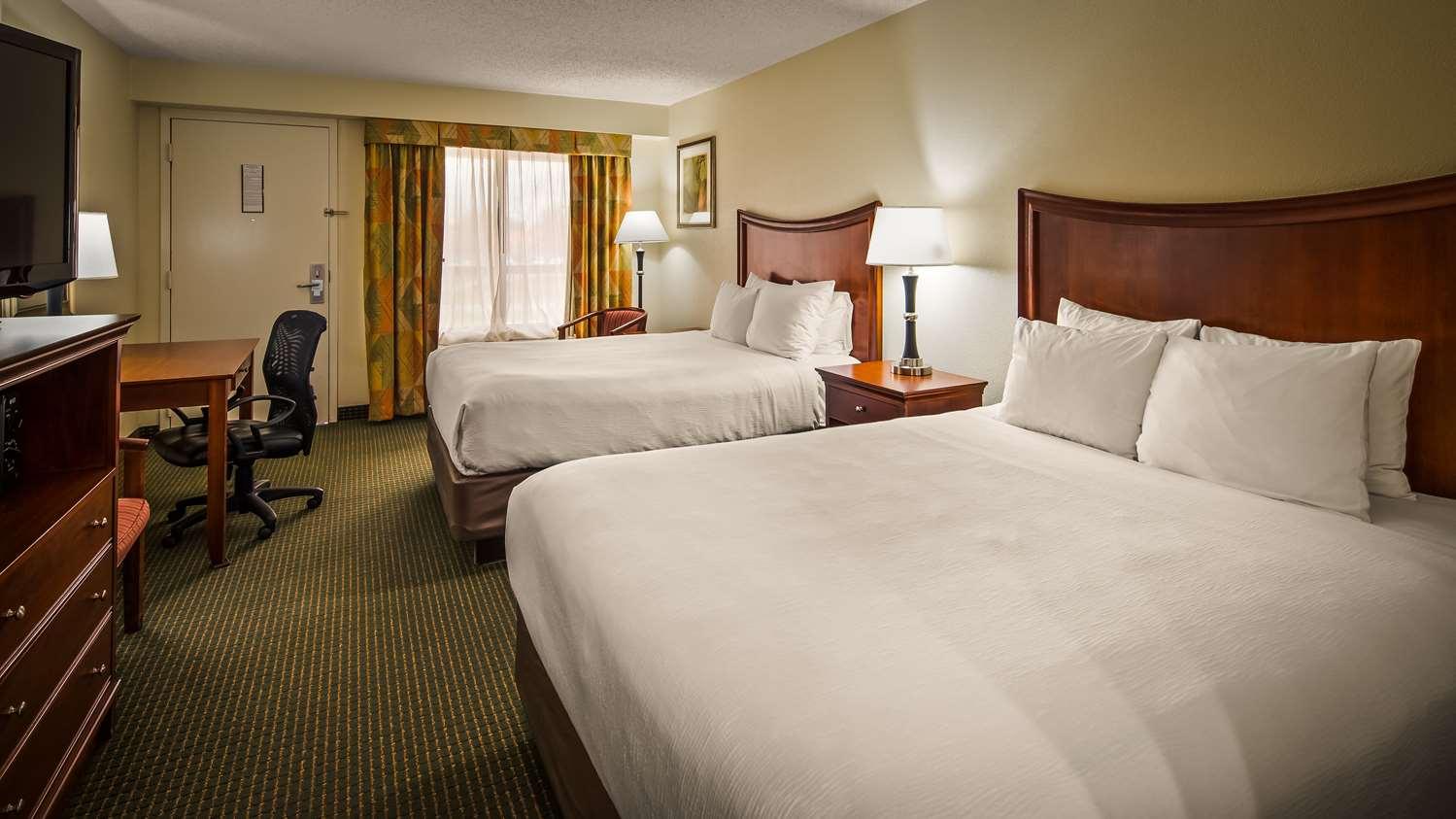 Best Western Inn & Suites Монро Екстер'єр фото