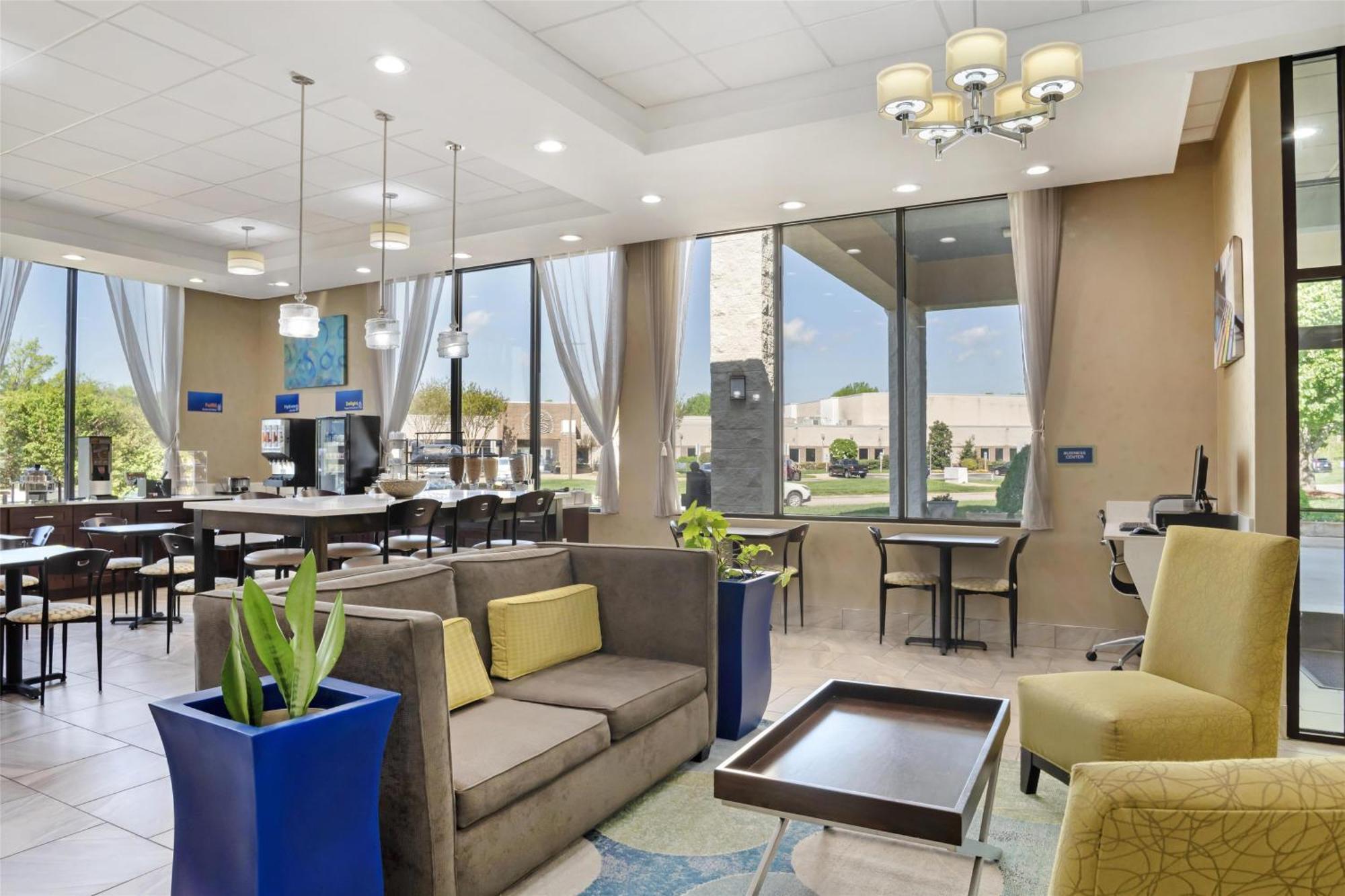 Best Western Inn & Suites Монро Екстер'єр фото
