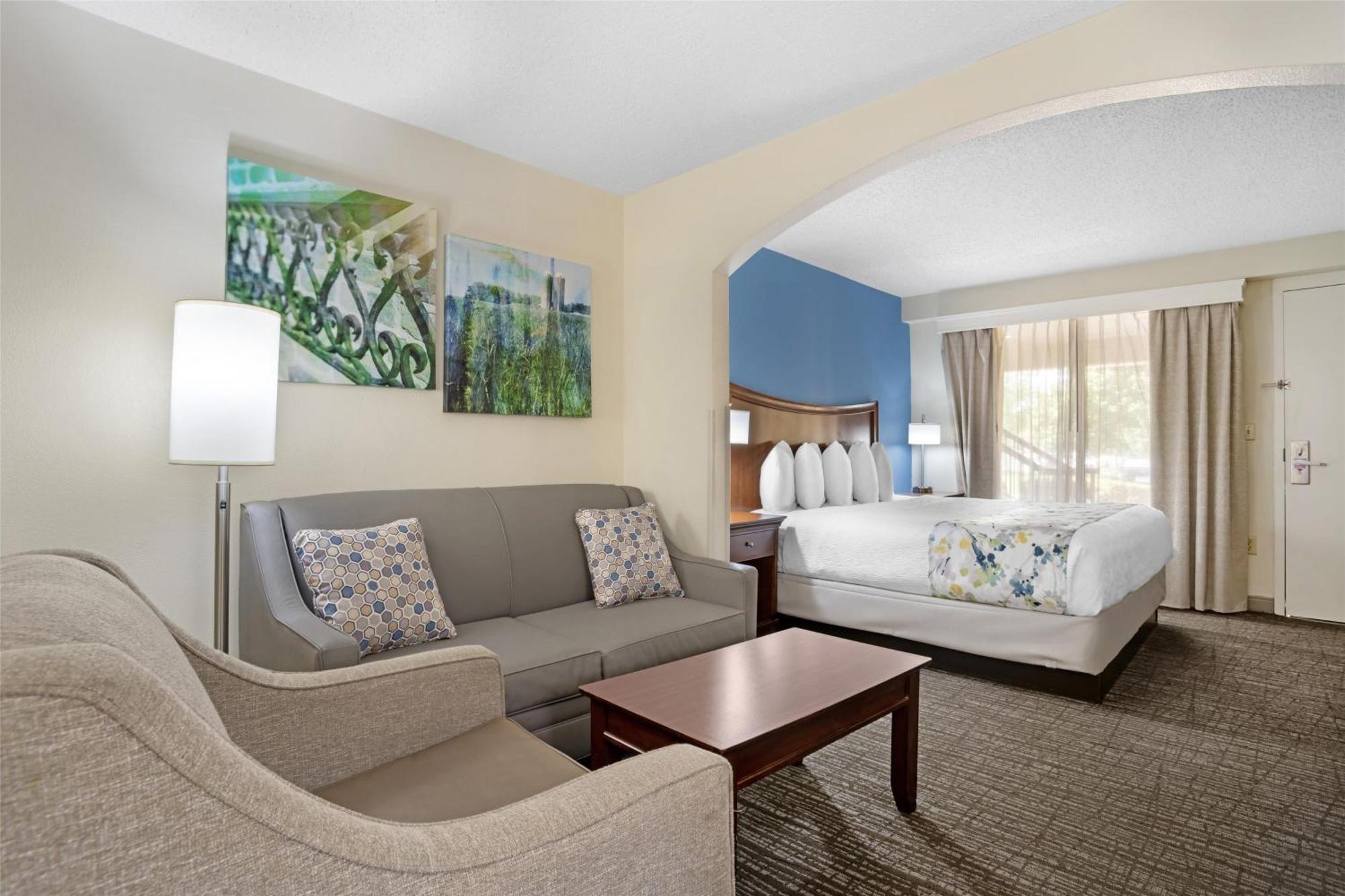 Best Western Inn & Suites Монро Екстер'єр фото