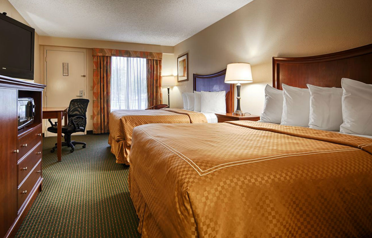 Best Western Inn & Suites Монро Екстер'єр фото